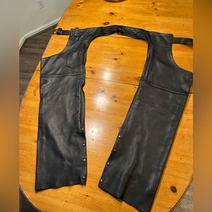 PNC LEATHER CHAPS SIZE LARGE